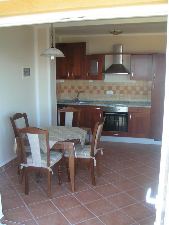 Apartments Salvore Црвени-Врх Номер фото